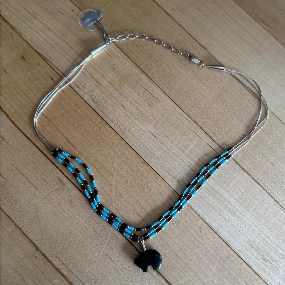 Elegant Turquoise /Onyx Necklace with Silver Accents